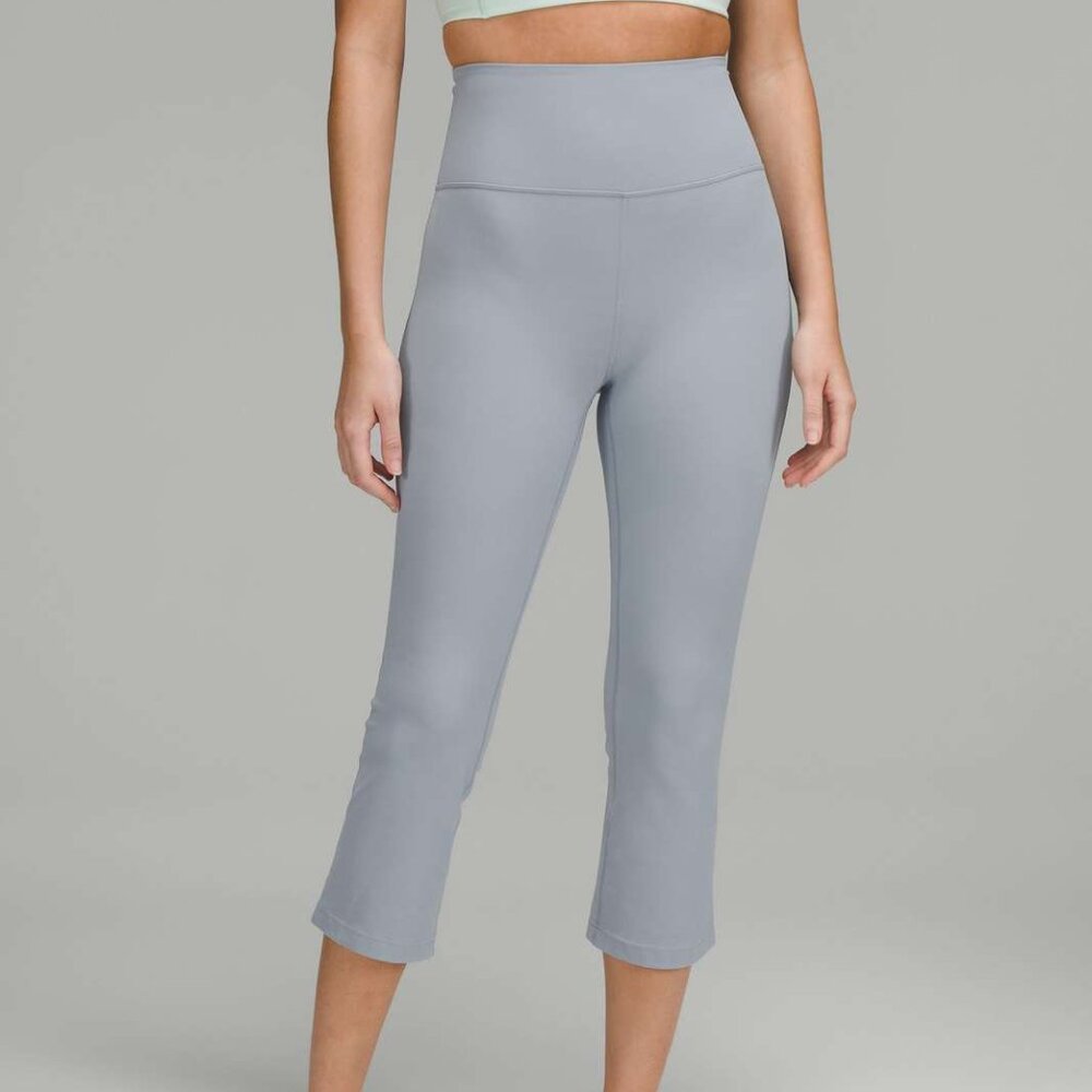 GROOVE SUPER HIGH-RISE CROP 23"